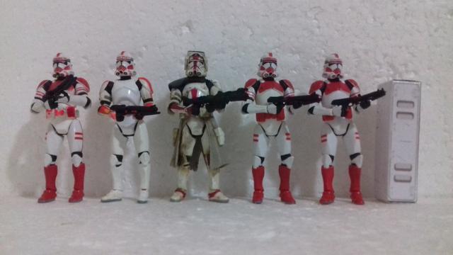Lote de 5 bonecos 10 cm star wars shock troopers + commander