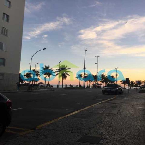 Quarto e Sala com Dependencia em Ipanema 48m2 - Com Vaga