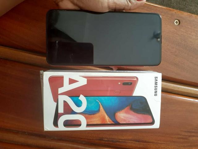 Samsung A20