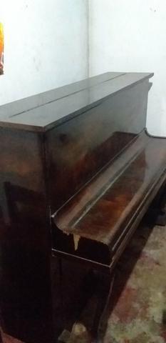 Vende-se piano Kreutzer usado