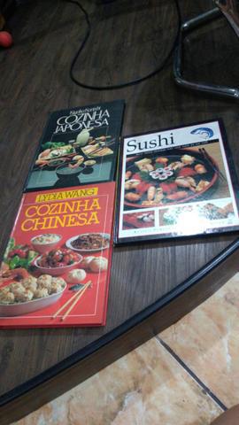 Vendo 3 Livros da Culinária Oriental! (na descrição)