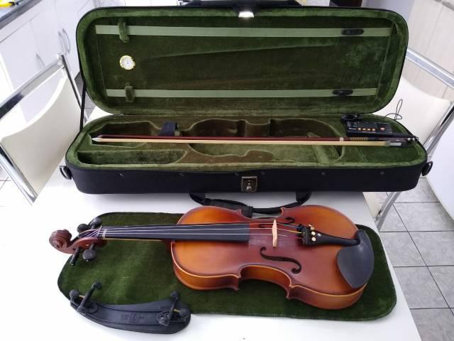 Vendo violono profissional spalla / Madeira Canadense 4/4