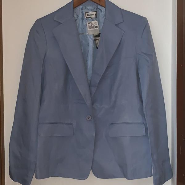blazer azul claro em crepe tamanho 46 marca : practory