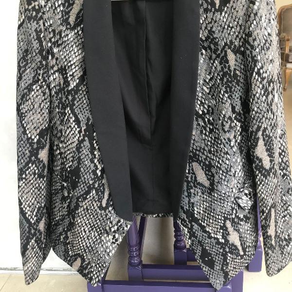 blazer estampa cobra