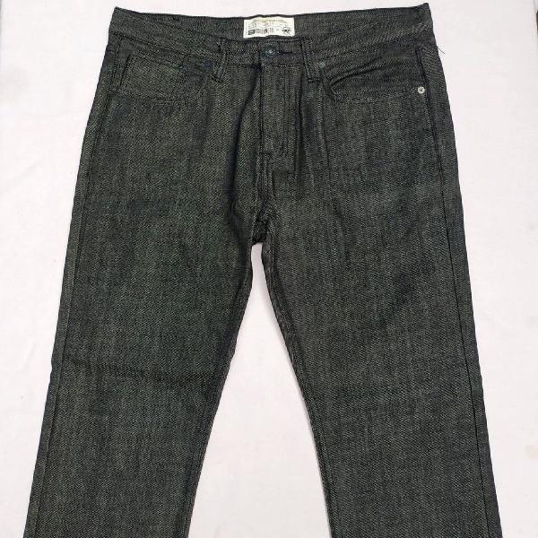 jeans ecko escura