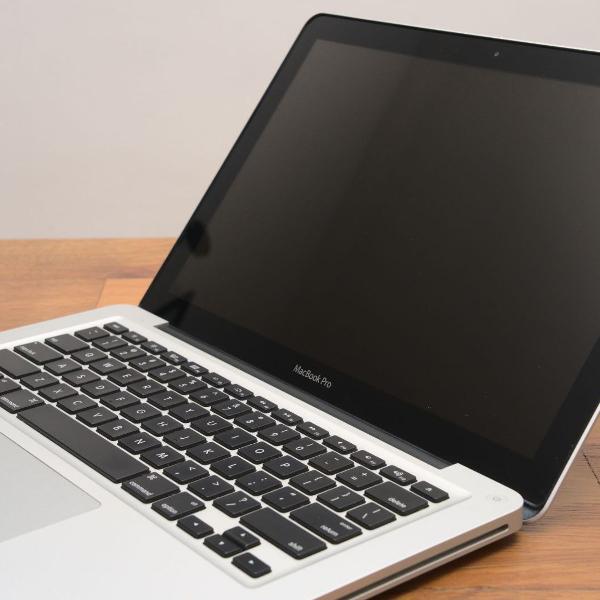 macbook pro mid 2012, i7, 8gb ram, 1tb ssd