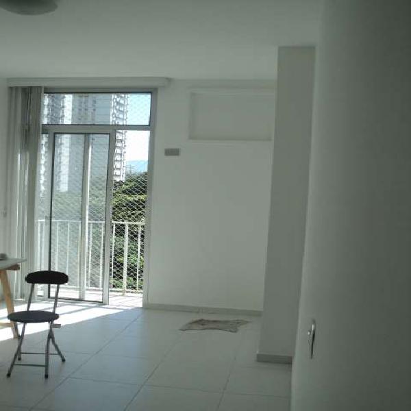 Alugo apto 2 quartos - condominio Pontões