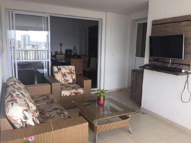 Apartamento para venda com 125 metros quadrados com 4