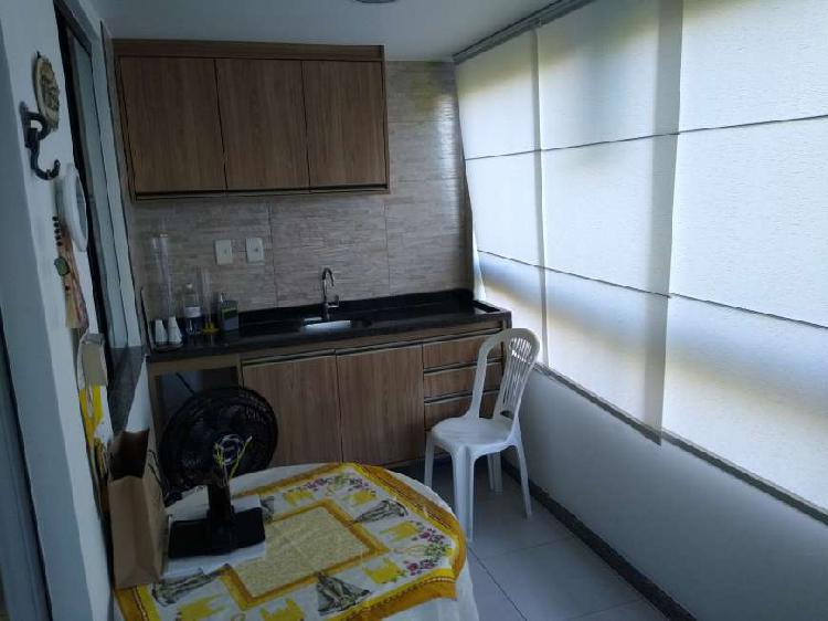 Apartamento para venda possui 66 metros quadrados com 1