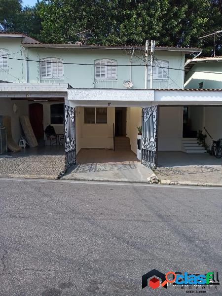 CASA 2 DRS EM CONDOMÍNIO FECHADO NO ASSUNÇÃO -SBC-SP