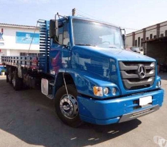 Caminhão Mercedes-Benz 2324 Truck Carroceria 2014