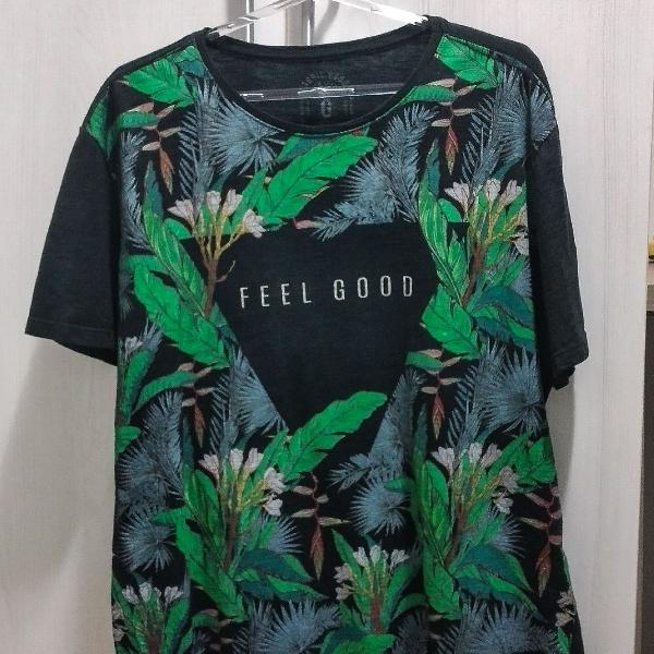 Camiseta floral