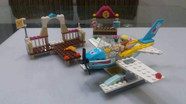 Lego 3063 Heartlake Flying Club - avião menina