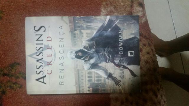 Livro assasins creed