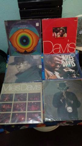 Lp vinil Miles Davis, disco e capa em bom estado