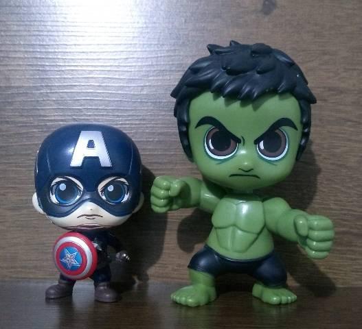 Miniaturas Capitão América e Hulk