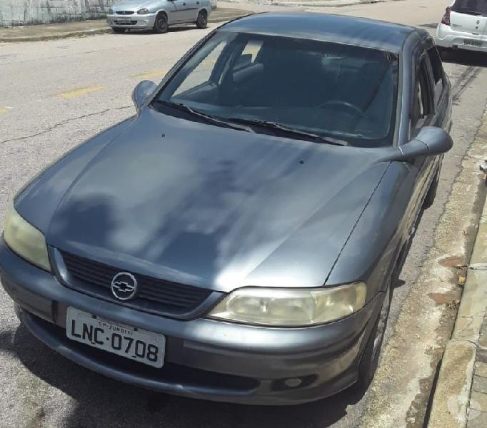 Vectra CD 2.2 16WLS AUTOMATICO ANO 2000