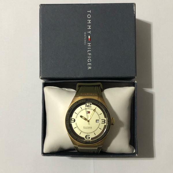 relógio tommy hilfiger dourado original na caixa