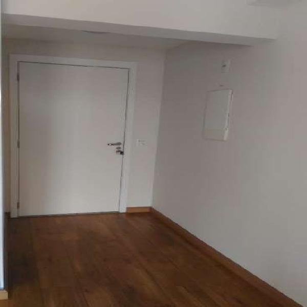 Apartamento para venda possui 69 metros quadrados com 2