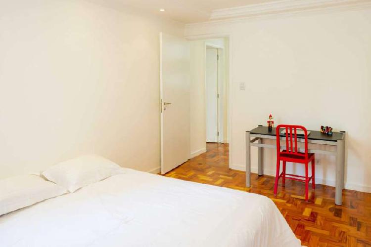 Apartamento para venda tem 126 metros quadrados com 2