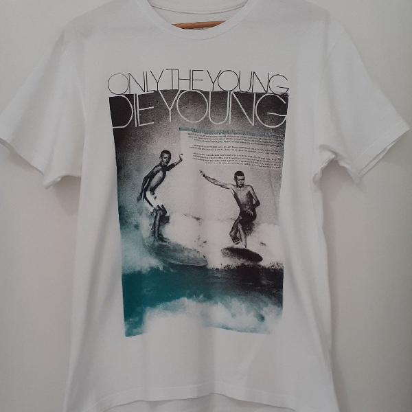 Camisa Reserva only the young, die young