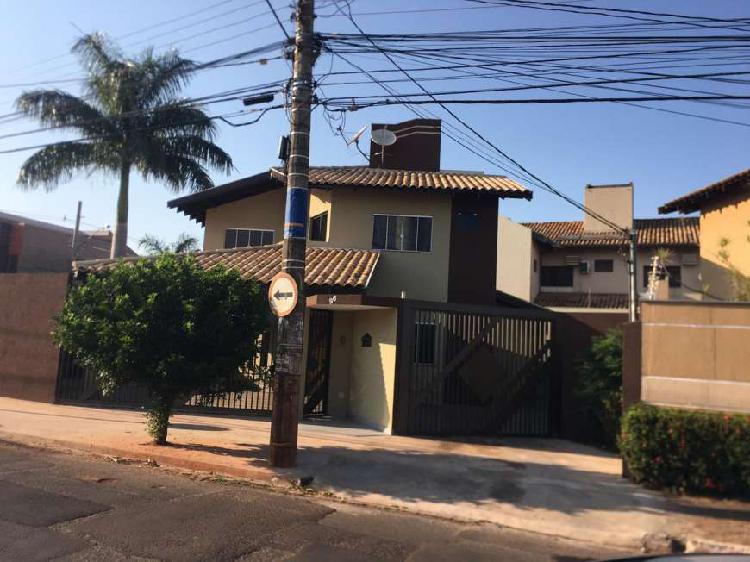 Casa para venda com 177 metros quadrados com 3 quartos em