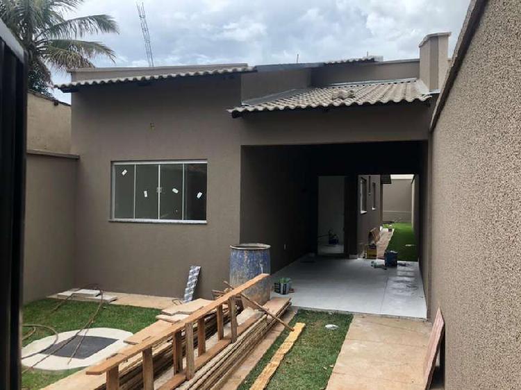 Casa para venda com 85 metros quadrados com 2 quartos em