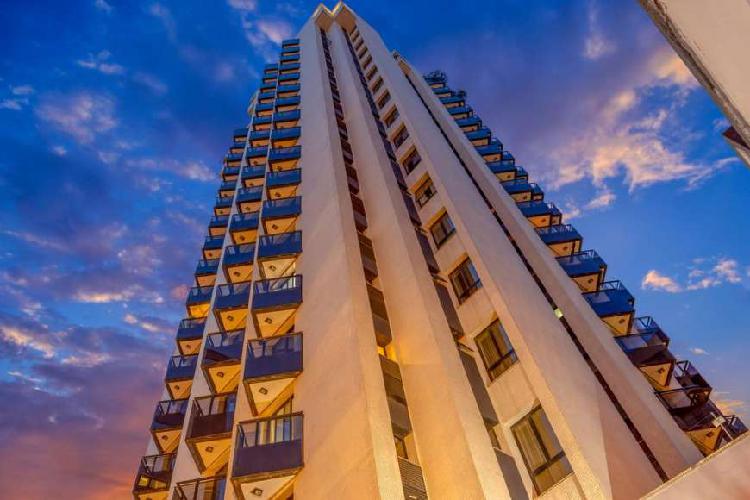 Flat para venda tem 82 metros quadrados com 2 quartos em