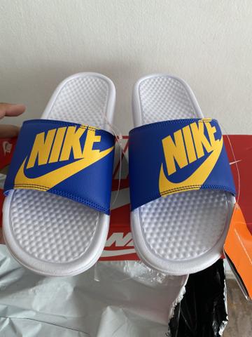 Sandália Nike - sem uso