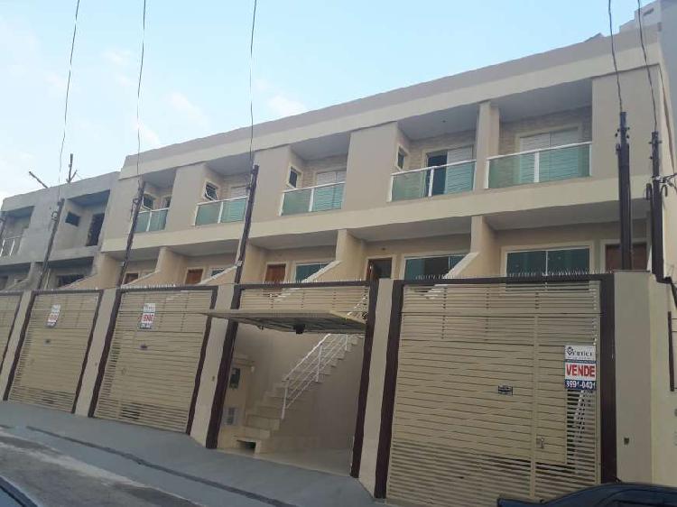 Sobrado com 2 dormitórios à venda, 110 m² por R$