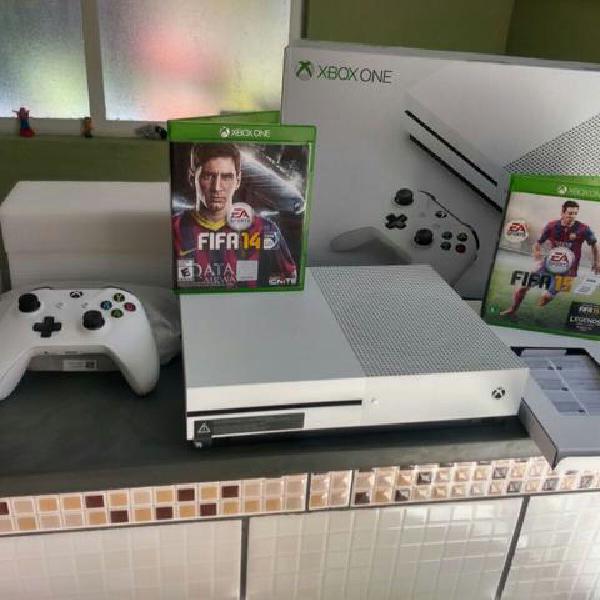 Xbox One S completo impecável 500 GB