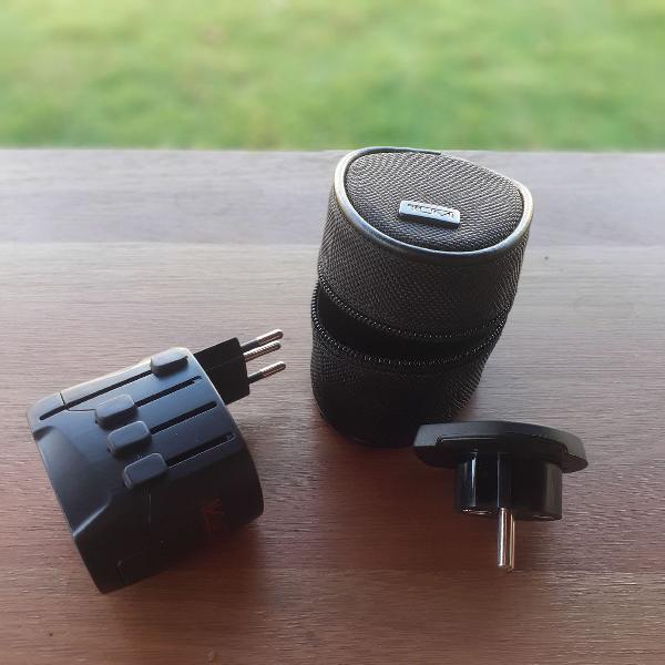 adaptador universal de tomadas