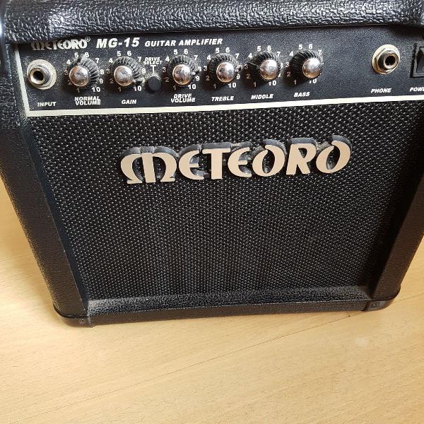 amplificador de guitarra meteoro mg-15