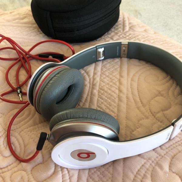 beats solo branco