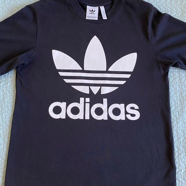 camisetão adidas originals