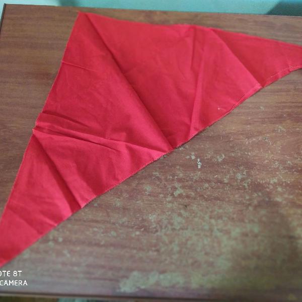 lenço junino vermelho