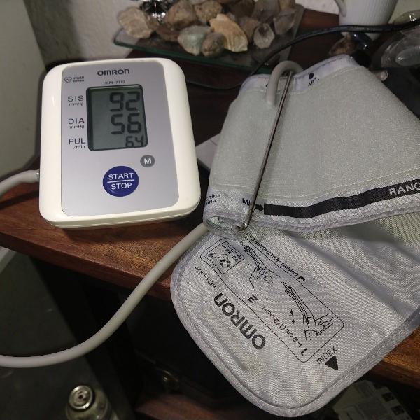 medidor de pressão arterial eletrônico