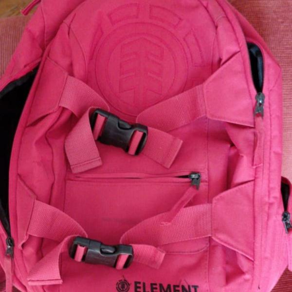 mochila element