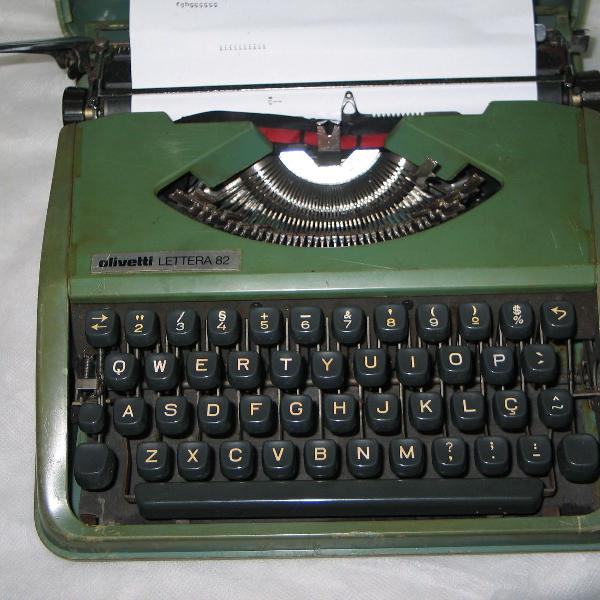máquina digitar escrever olivetti lettera 82