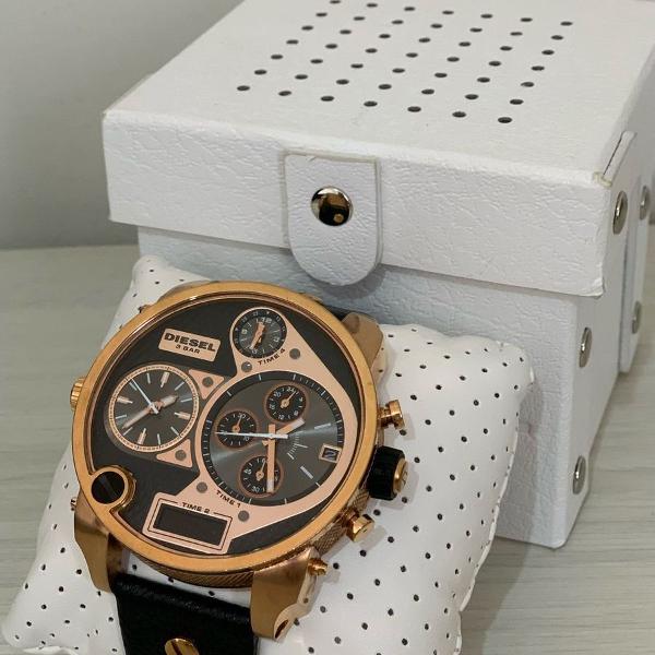 relógio diesel big daddy cronógrafo dourado rose pulseira