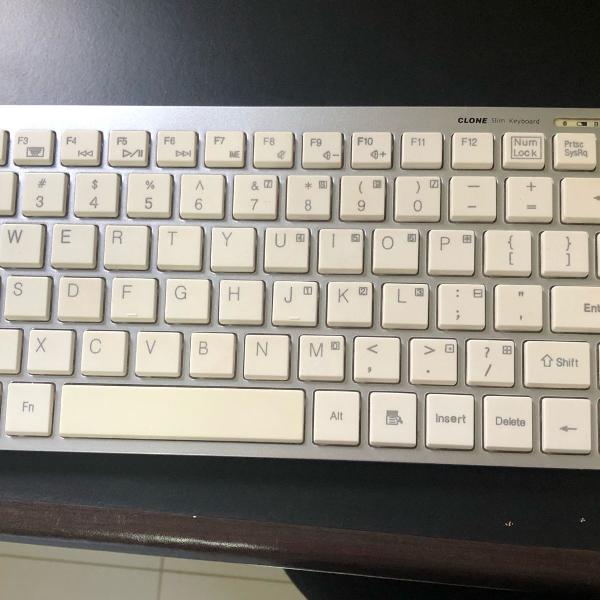 teclado bluetooth branco