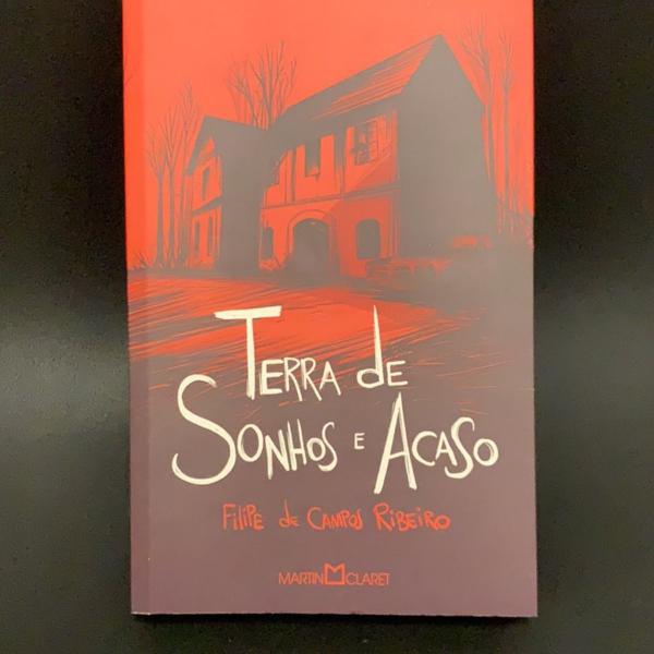 terra de sonhos e acaso