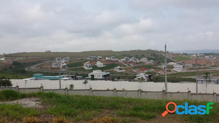 LINDO TERRENO NO ALPAHAVILLE URBANOVA COM 569 M² COM LINDA