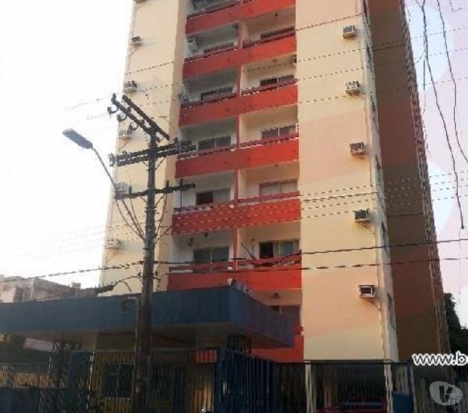 Apartamento no Centro, com suite, Vista para a praça