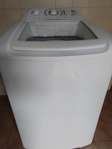 Maquina de lavar Eletrolux 10kg em perfeito estado