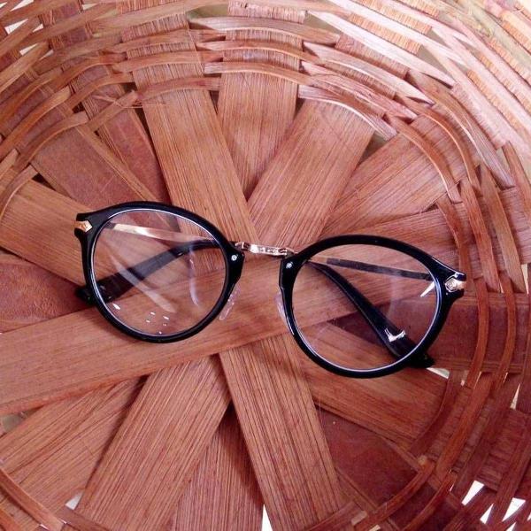 armação de óculos redondo vintage