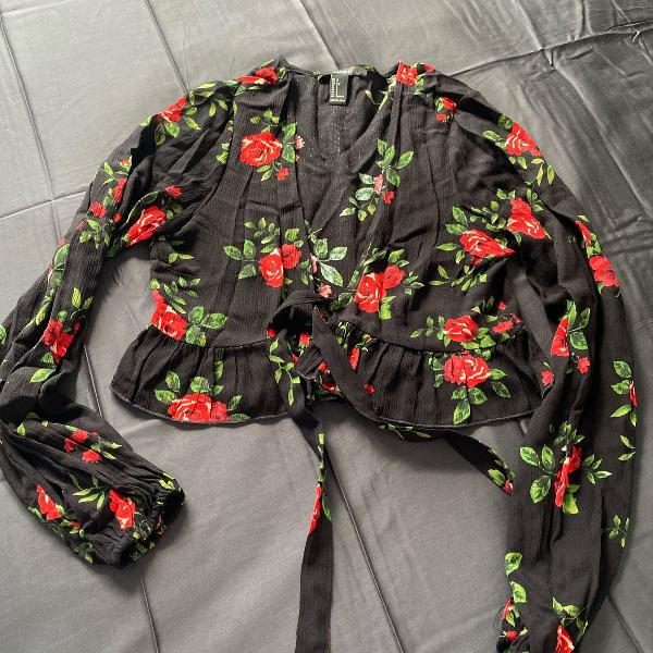 blusa estampada floral