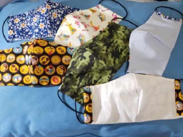 Kit com 4 máscaras de proteção lavável
