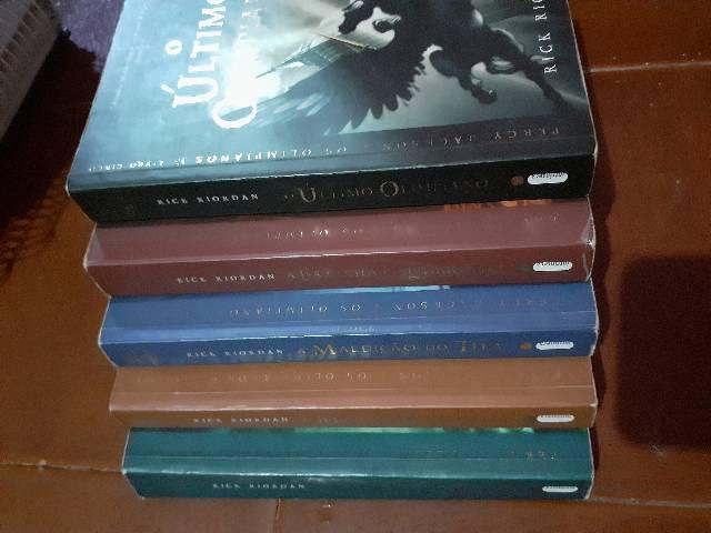 Livros da saga Percy Jackson
