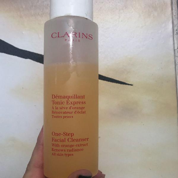 demaquilante clarins